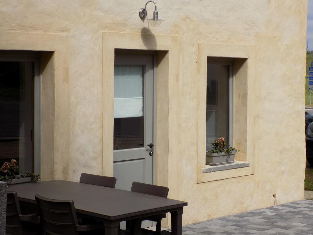 Hébergement de vacances Modern In Florenville With Garden